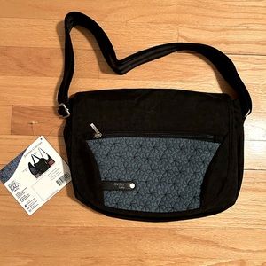 Brand new with tags American Healthy Back Bag blue/black Jazzmin Collection